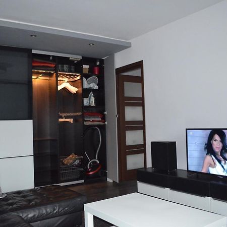 Apartment City Center - Free Parking - Easy Check-In Chorzow Ngoại thất bức ảnh